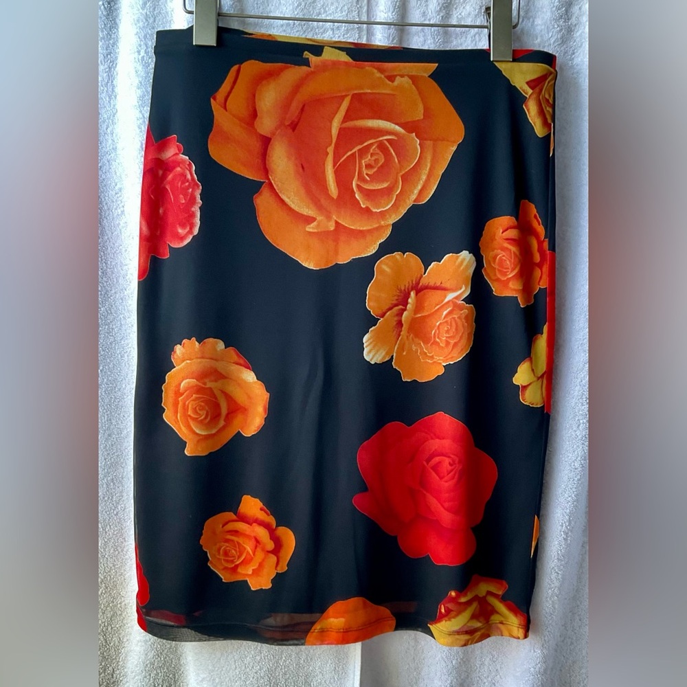 Express World Brand Floral Black & Orange Pencil Skirt Cocktail